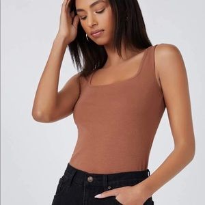 brown solid tank top